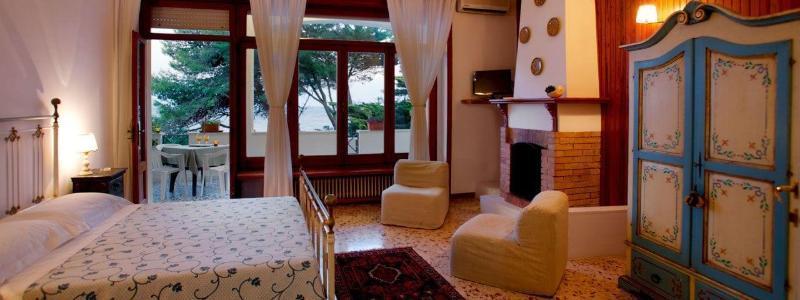 מרינה סרה Hotel Il Vascello מראה חיצוני תמונה