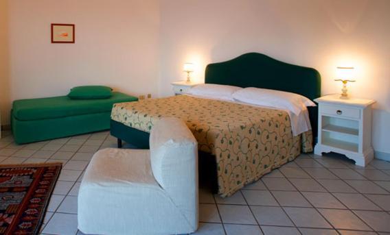 מרינה סרה Hotel Il Vascello מראה חיצוני תמונה