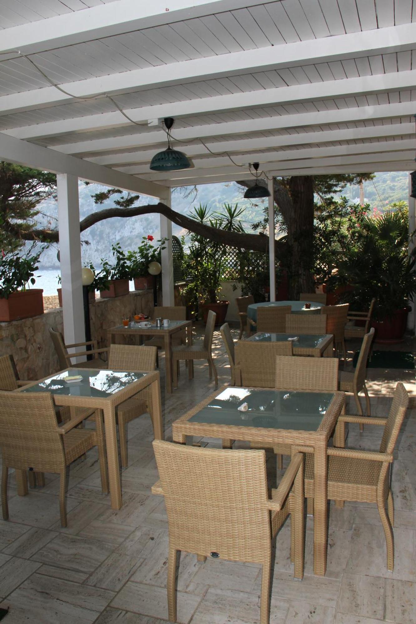 מרינה סרה Hotel Il Vascello מראה חיצוני תמונה